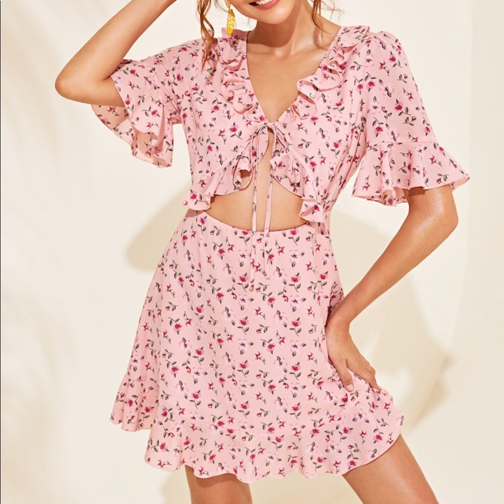 Super cute dress NEVER WORN